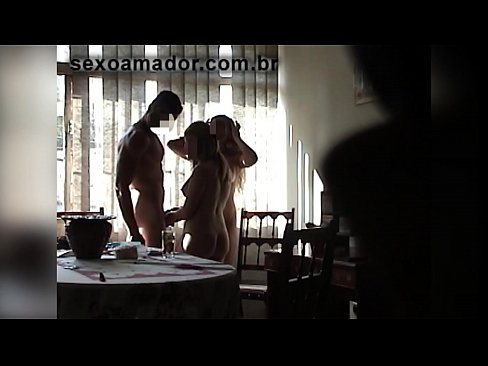 ❤️ Sex przyjaciele zapraszają gigantycznego mężczyznę i trójkąt z nim ☑ Porn video at us pl.mrpornogratis.ru