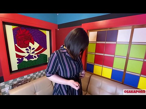 ❤️ Japońska cizia z dużymi cyckami masturbuje się za pomocą seks zabawek i przeżywa orgazm. W wywiadzie opowiada o swoich doświadczeniach z rżnięciem. Ogromne cycki i owłosiona cipka głośno jęcząca. Osakaporn ☑ Porn video at us pl.mrpornogratis.ru